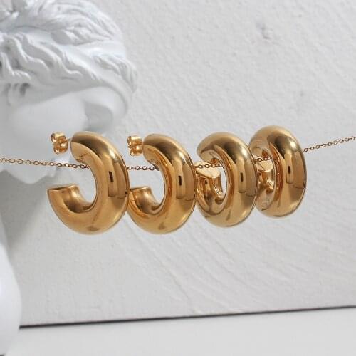 2021 Wholesale High Quality PVD Gold Finish Chunky Hoop Ear Cuffs for Girls Cute Fat Earrings Stainless Steel Women Jewelry