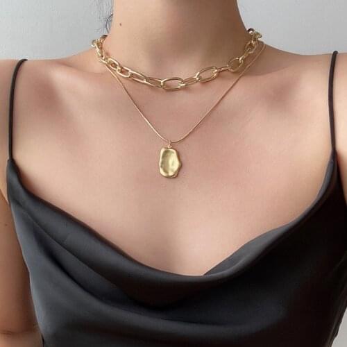 Punk Multilayered Gold Chunky Chain Choker Necklace For Women Fashion Irregular Round Pendant Necklace 2021 Trend Jewelry