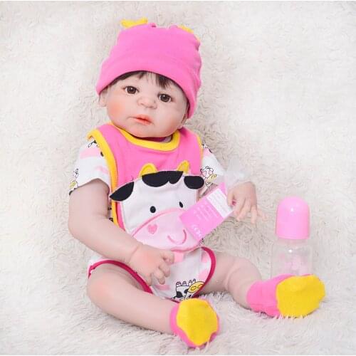 New Arrival Reborn Vinyl Body Girl 23 Inch Realistic Reborn Baby Dolls Waterproof bebe Wear Pink Cows Clothes kids Xmas Gifts