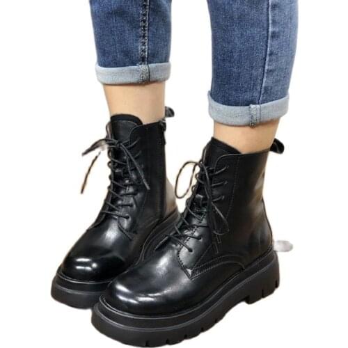 9818-1 Platform Leather Dr. Martens Boots round Toe Lace-up Casual Versatile Leather Womens Ankle Boots