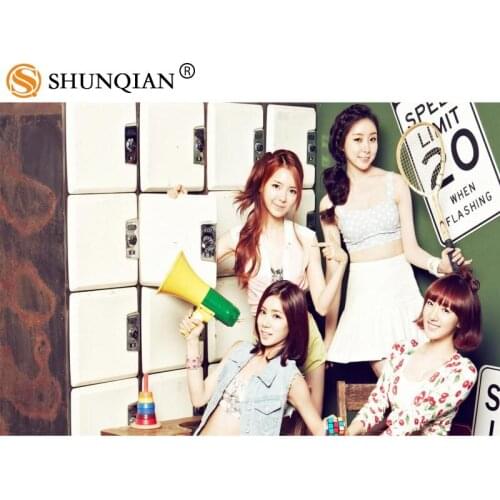 Wall Pictures In The Living Room UL China