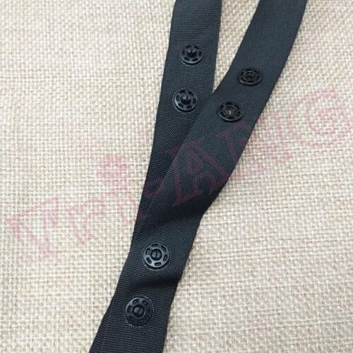50 yards/lot, 18mmx54mm Eco-friendly Durable Plastic Button Fastener Tape, White and Black Round Snap Fastener Tape