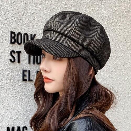 2020 New Fashion 6-Color PU Leather Beret High Quality Solid Color Letter Printing Womens Hat Casual Cool Elegant Womens Hat