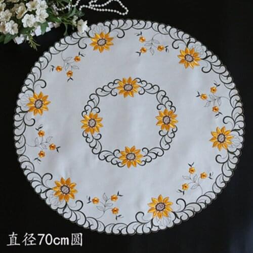 New Round Lace embroidery dining table placemat Christmas wedding gift Party Banquet Hotel coaster table mat Picnic mat kitchen
