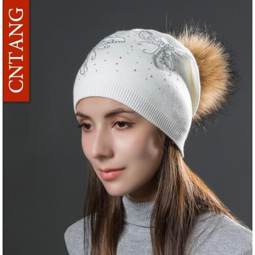 Multiple Styles Women Hat Fashion Pompom Raccoon Fur Cap Winter Knitted Wool Warm Hat Women Butterfly Casual Beanies