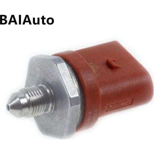 0261545050 06J906051D Fuel Distributor Pipe Fuel Pressure Sensor For Audi A3 S3 A4 A5 A6 Q5 TT 1.8T 2.0T 2.5T VEMO V10-72-1136