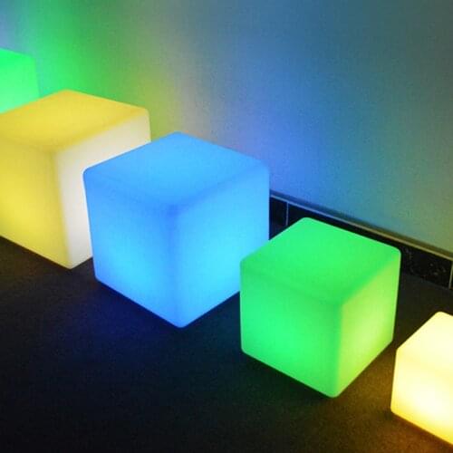 RGB Rechargeable Led illuminated Furniture Cube Stool Lamps With Remote Outdoor Cube Chair Bar KTV PE Bench Home Decor Lights