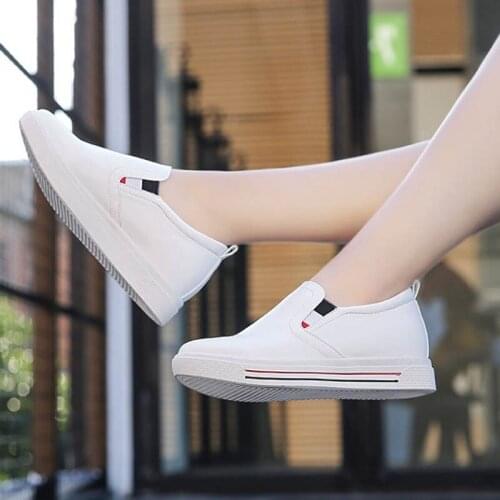 VTOTA 2019 Women Casual Loafers Ladies Shoes Platform Shoes Slip On Shoes For Women Moccasins White Height Inreasing Shoes Pumps