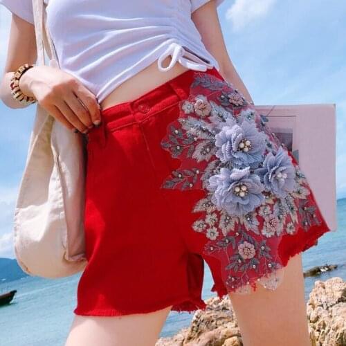 Summer Korean Woman Ladies Ripped Hole Appliques Flower Beading Wide Leg Red Black Denim Shorts , Jeans Shorts for Woman