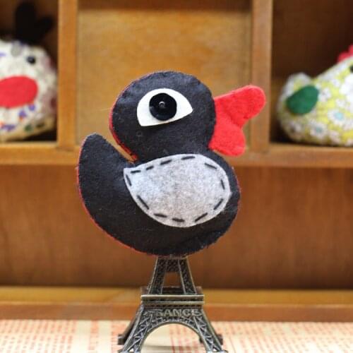 Brand New Handmade Cloth Cartoon Brooch Pins Cute Duck Brooch Clothing Accessories Hot Fashion Jewelry Wholesale