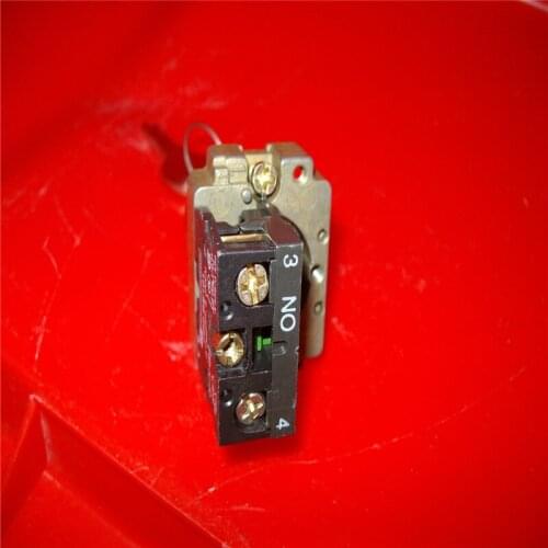 XB2 BG61 xb2-bg61 2 position key operated selector selector pushbutton switch N/O push button switch