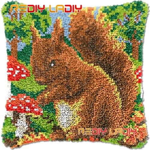 Latch Hook Cushion Squirrel Mushroom DIY Needlepoint Kits Chunky Acrylic Yarn Arts Crocheting Lofty Pillow Case Hobby & Crafts