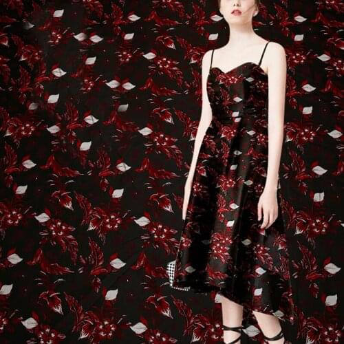 HLQON new arrival gold line yarn dyed brocade jacquard purple fabric for dress women clothing tissue patchwork 145cm width