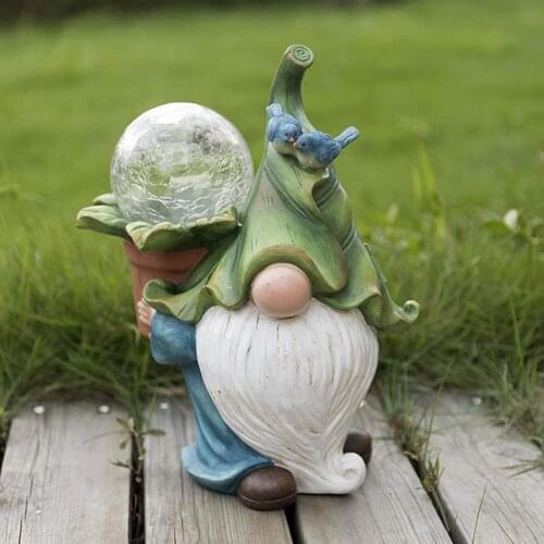 Garden Gnome Statue Resin Gnome Figurine with Solar LED Lights Outdoor Winter Decorations for Patio Yard Lawn Porch RERI