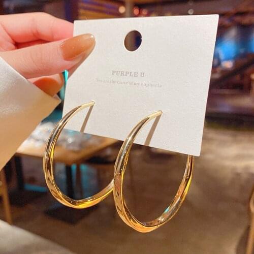 American fashion personality classic Circle Earrings womens exaggerated retro high-grade earrings earrings wholesale