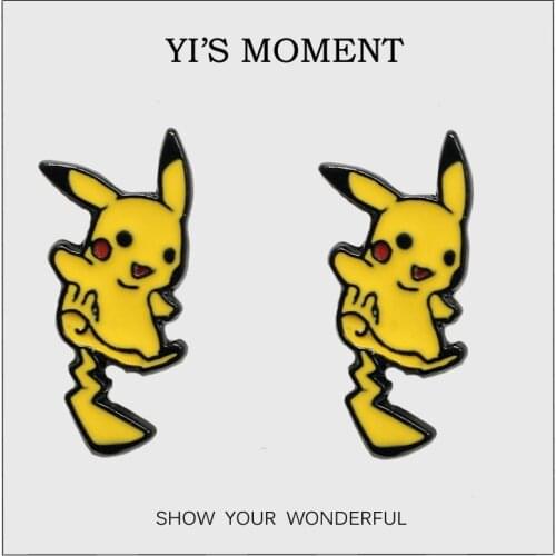 YI'S MOMENT Piercing Earrings