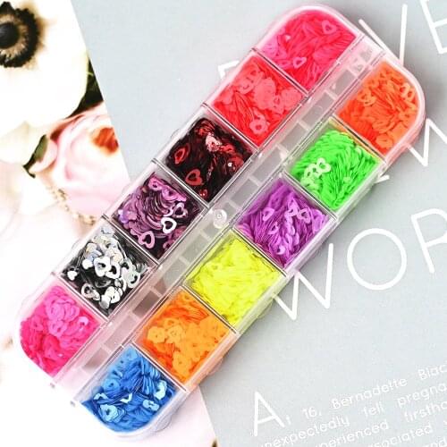 1Box 3D Laser Heart Sequins Nail Art Decorations 12 Grid Multi-Color Holographic Rivet Glitter Manicure Accessories YU#45 Hollow