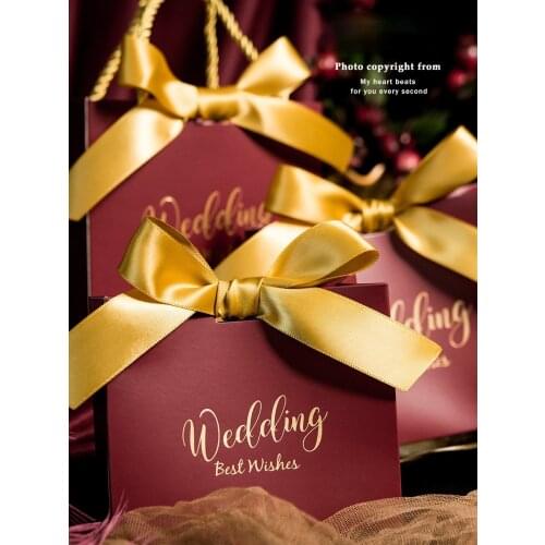 New Wine Red Candy Box Personality Creative Wedding Wedding Hand Candy Box Gift Box Handbag Gift Bag Transparent Gift Box