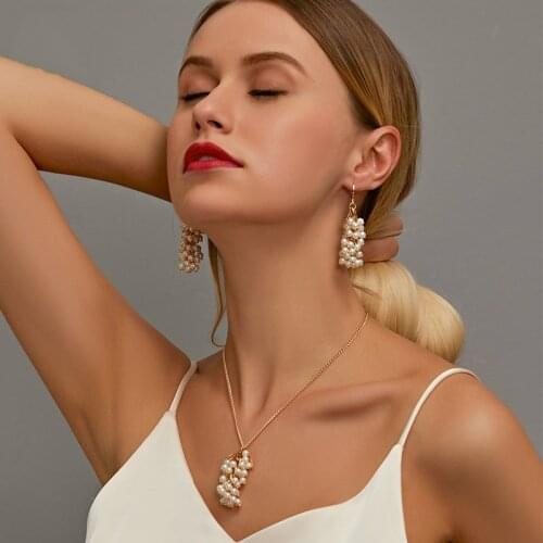 Natural Freshwater Pearl Stud Earrings For Women Temperament grape bunch earrings Ladies style pearl necklace Bridal dinner Jew