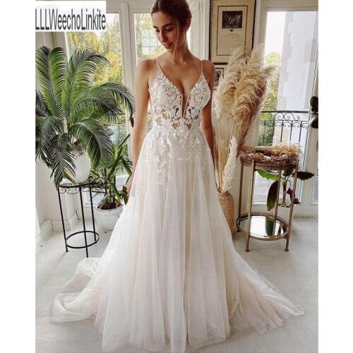 Ivory Lace Tulle Beading V-Neck Floor-Length A-Line Wedding Gowns Chapel Train Spaghetti Straps Bridal Dresses