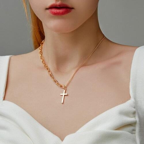 Punk Asymmetric Chains Cross Pendant Necklaces for Women Hip Hop Gold Silver Color Clavicle Chain Geometric Necklace Jewelry