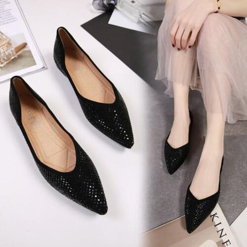 Black Crystal Flats Shoes Woman Spring Shoes Ladies Office Dress Flats 2020 Female Pointed Toe Shoes Flock Glitter Ballet Shoes