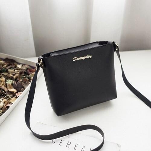 Wholesale Lady Shoulder Bag 2021 New Simple Women Handbags Messenger Bag Retro Casual Small Fresh Small Square Bags