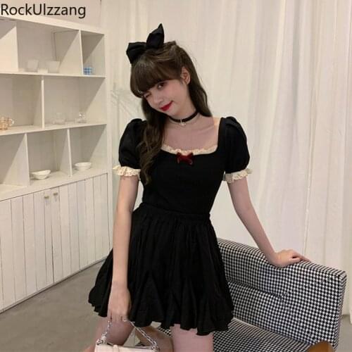 Rockulzzang Women's Cropped T-shirts