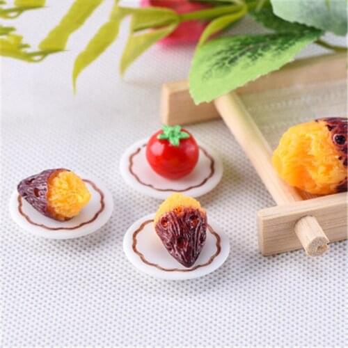 ZOCDOU 2 Pieces Mini Lovely Baking Sweet Potatoes Delicious Potato Ornament Small Statue Little Figurine Crafts Home Decoration