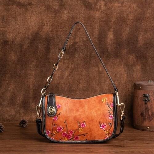 Winter Women Small Crossbody Bags 2021 New Genuine Leather Retro Embossed Underarm Tote Bag Ladies Nature Cowhide Shoulder Bags
