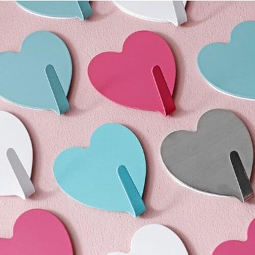 3PCS Sticky Hook Heart-shaped Stainless Steel Hole-free Room Decoration Hook Household Goods