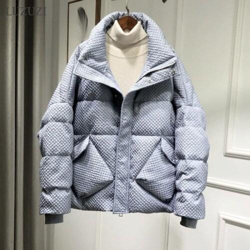 LUZUZI 2021 New Winter Women Ultra Light 90% White Duck Down Coat Female Loose Warm Puffer Jacket Zipper Pocket Snow Outwear