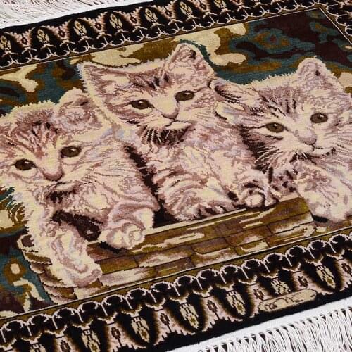 Good Quality Wholesale Price 2X1.5 ft Turkish Handmade Knotted Silk Carpets For Tapestry