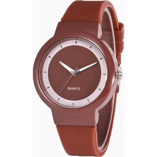 Fashion Minimalism Simple Watches for Women Stylish Gold Rubber Band Quartz Analog Wrist Watch Luxury Ladies Casual Dress Clock