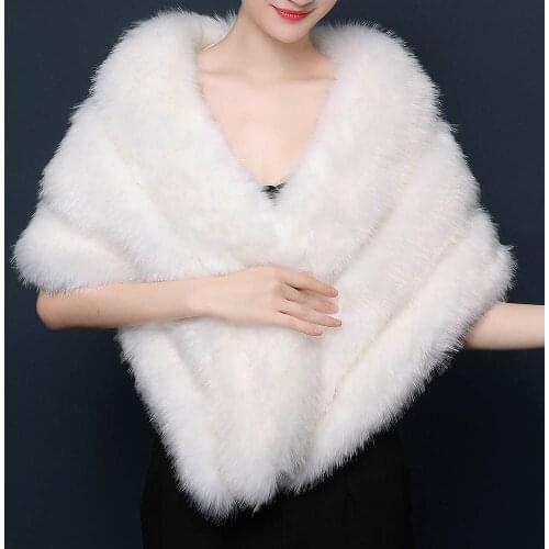 New Arrival Warm Faux Fur Bridal Wrap for Wedding Dress Beautiful Winter Sleeveless Shawl Wrap Bolero Wedding Accessories