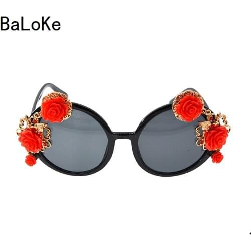 Fashion Baroque Retro Sunglasses Summer Beach Vintage Black Sunglasses Red Rose Sunglasses for Women Outdoor Eyes Decoration