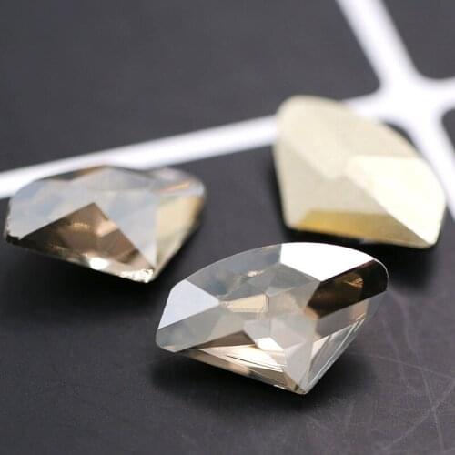 9x14mm Sliver color crystal shell shape K9 pointback glass rhinestones for clothing/bag/hat/shoes Accessories