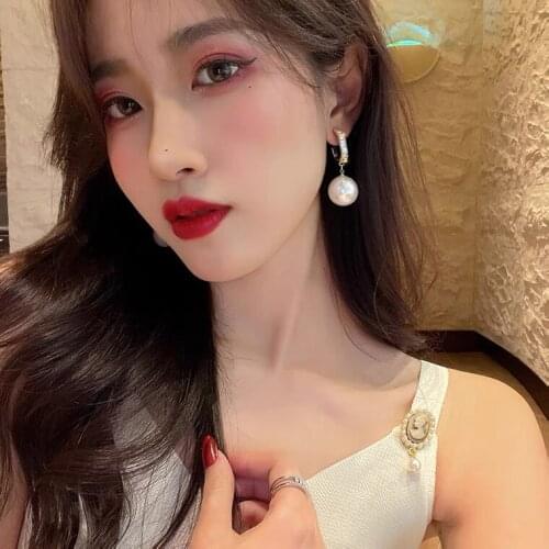 Fashion Korean Oversized Pearl Drop Earrings for Women Bohemian Golden Round Pearl Wedding Earrings Jewelry