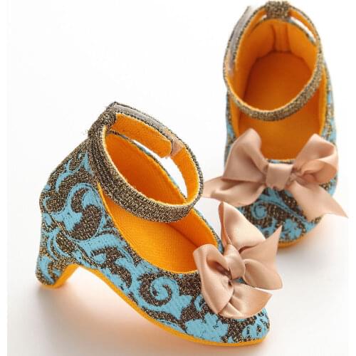 2020 Newborn Baby Girl High Heels Soft Sole Toddler Bow Pompom Princess Crib Shoes Lovely Infant Toddler First Walkers Shoes