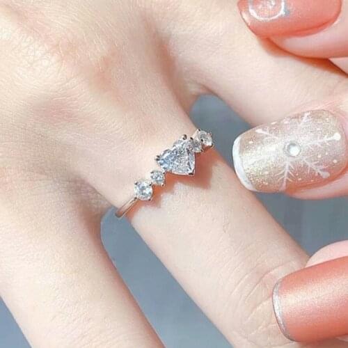 Exquisite Dainty Rings Women Simple Heart Cut Zircon Wedding Rings Bridal Jewelry Valentines Day Gift Promise Ring Accessories