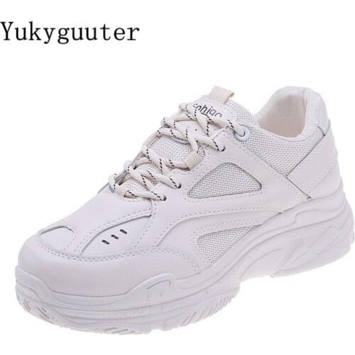 Sport Running Shoes Woman Outdoor Breathable Comfortable Couple Flats Lightweight Athletic Mesh Sneakers Lace Up Women Platform