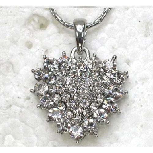 Clear Rhinestone Heart Fashion Pendant Necklaces Chain Jewelry F164 A