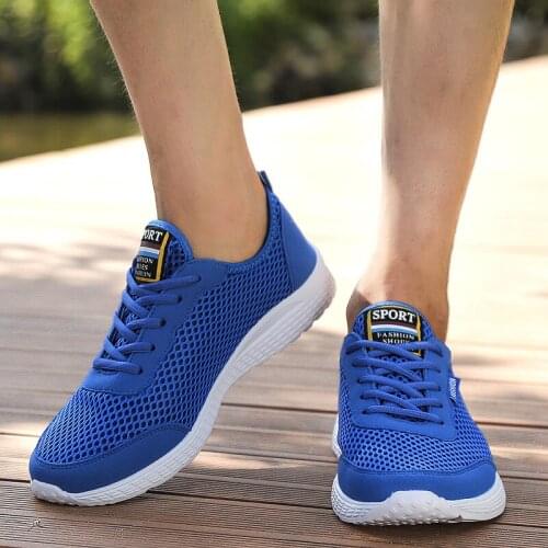 Men Fashion Sneakers Hard-Wearing Men Sport Shoes Anti Odor Mens Casual Shoes 2020 New Mesh Breathable Light Mens Sneakers