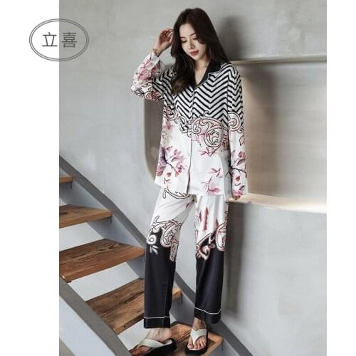 Womens Pajamas Comfortable Little bird Long Sleeve Sleepwear Fashion High Quality Home Wear Women Ice silk New pijamas de mujer