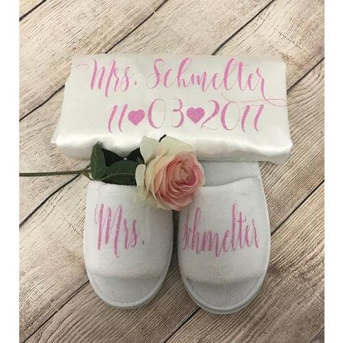 Customize name glitter wedding Bride Bridesmaid satin pajamas robes with slippers bridal shower kiminos party favors gifts