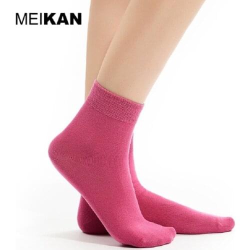 Mens and womens short socks in solid colors with cotton socks China red avocado green trend socks