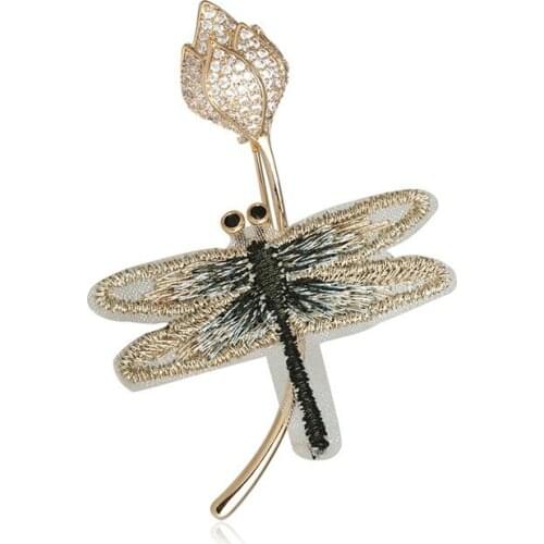 Blucome Luxury Zircon Flower Dragonfly Women Brooches Gold Color Embroidery Crafts Copper Corsage Bijoux Animal Insect Brooch