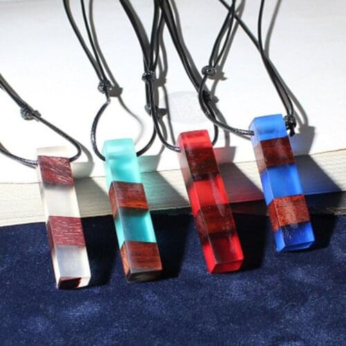 2021 New Fashion Blue Resin Wooden Necklace Pendant Creative Handmade Statement Necklace for Women Men Gift Jewelry