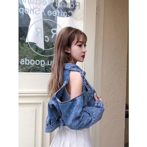 Jean Jacket Women Denim Jackets 2021 Spring New Loose Fashion Off-shoulder Single-breasted Cropped Coat