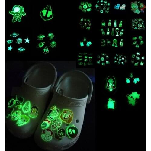 100pcs Luminous PVC Shoe Charms Hot Weed Decorations fit Clog Animal Unicorn Dinosaur Accessories Fluorescent Shoe Ornaments